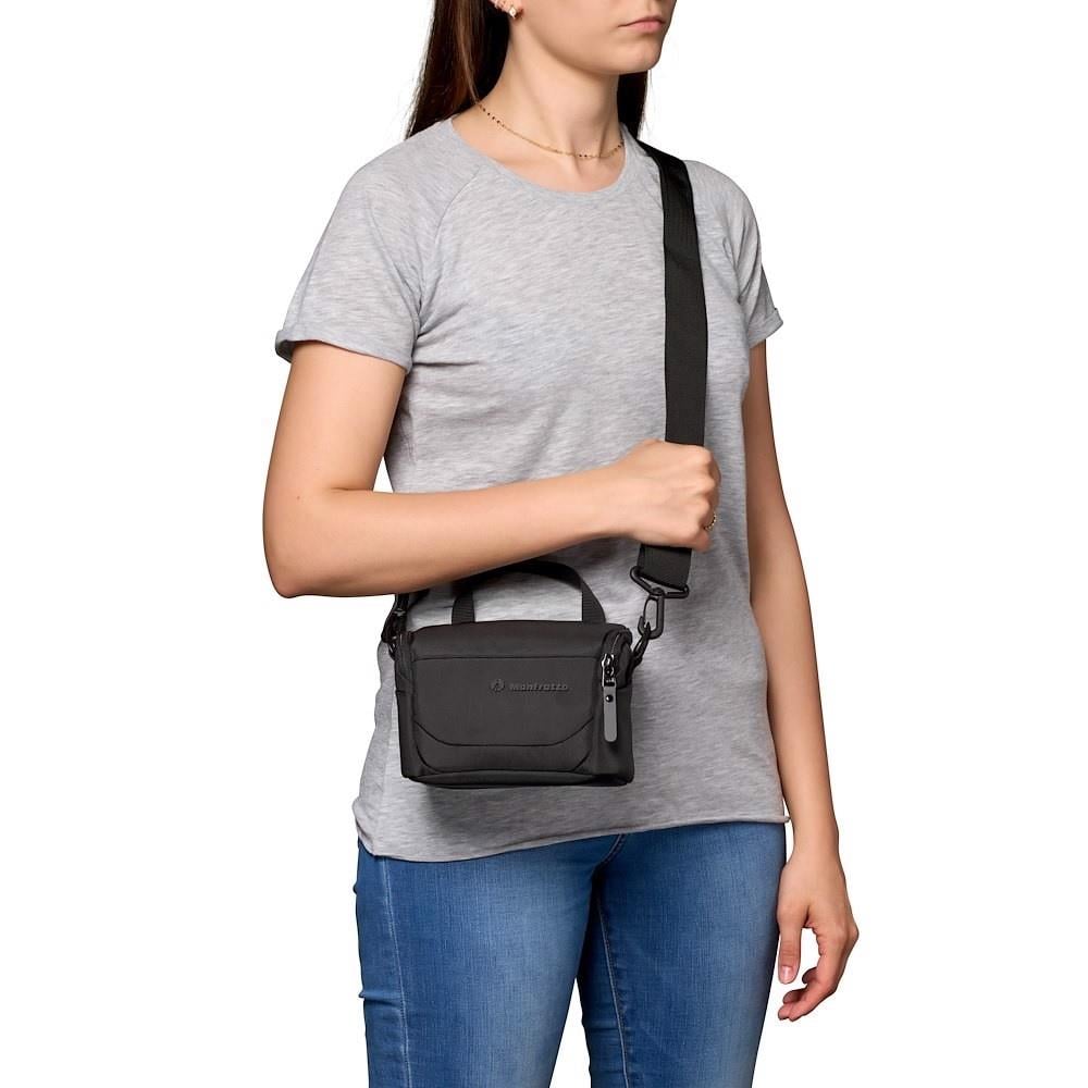Advanced Shoulder bag XS III