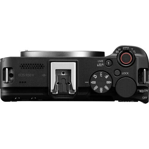 Canon EOS R50 V 14-30mm f/4.5-6.3 IS STM Kit