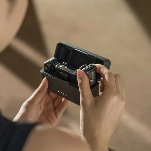 DJI Mic 2 Kompakt Dijital Kablosuz Mikrofon Sistemi (2 Kişilik)