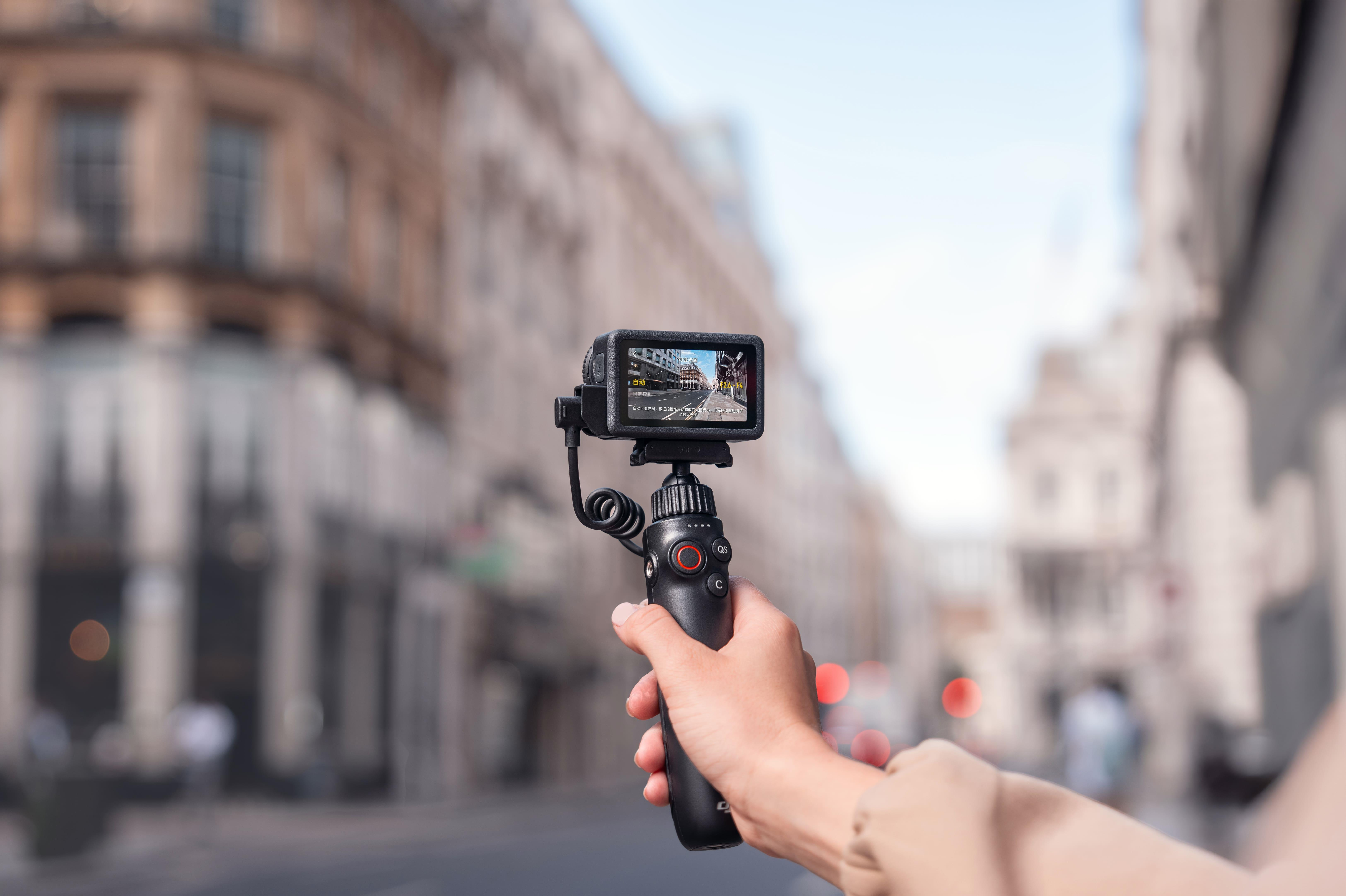 DJI Osmo Action 6 Adventure Combo