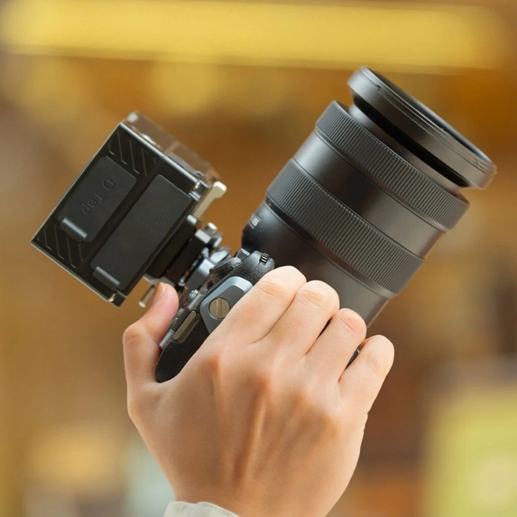 FALCAM F22 Quick Release 360° Rotating V-Mount Plate - F22A5301