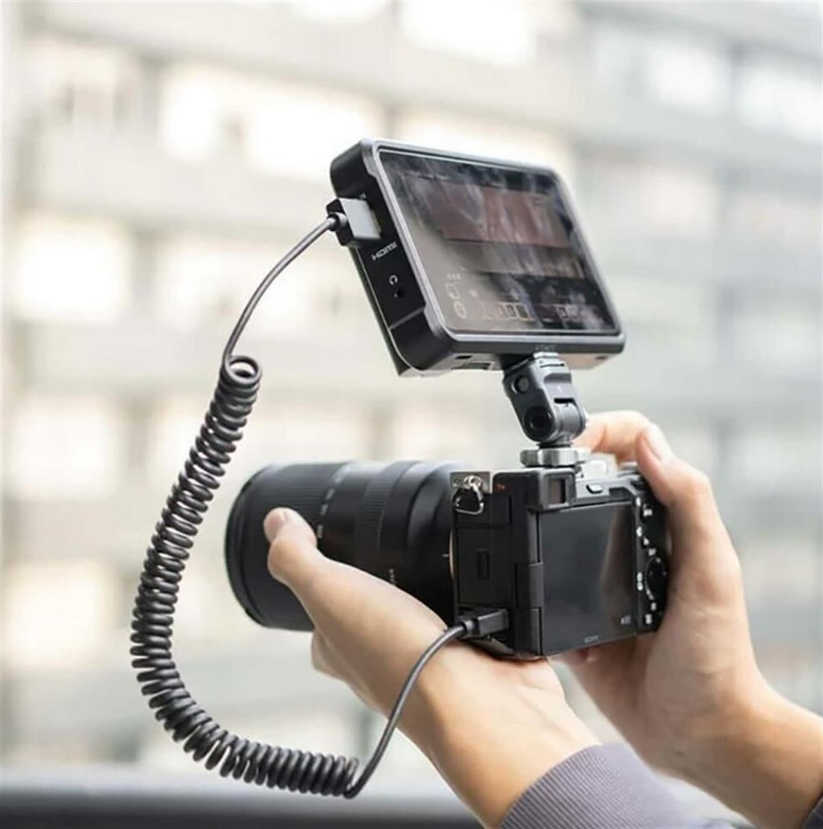 Falcam F22 Quick Release Cold Shoe Monitör Montajı