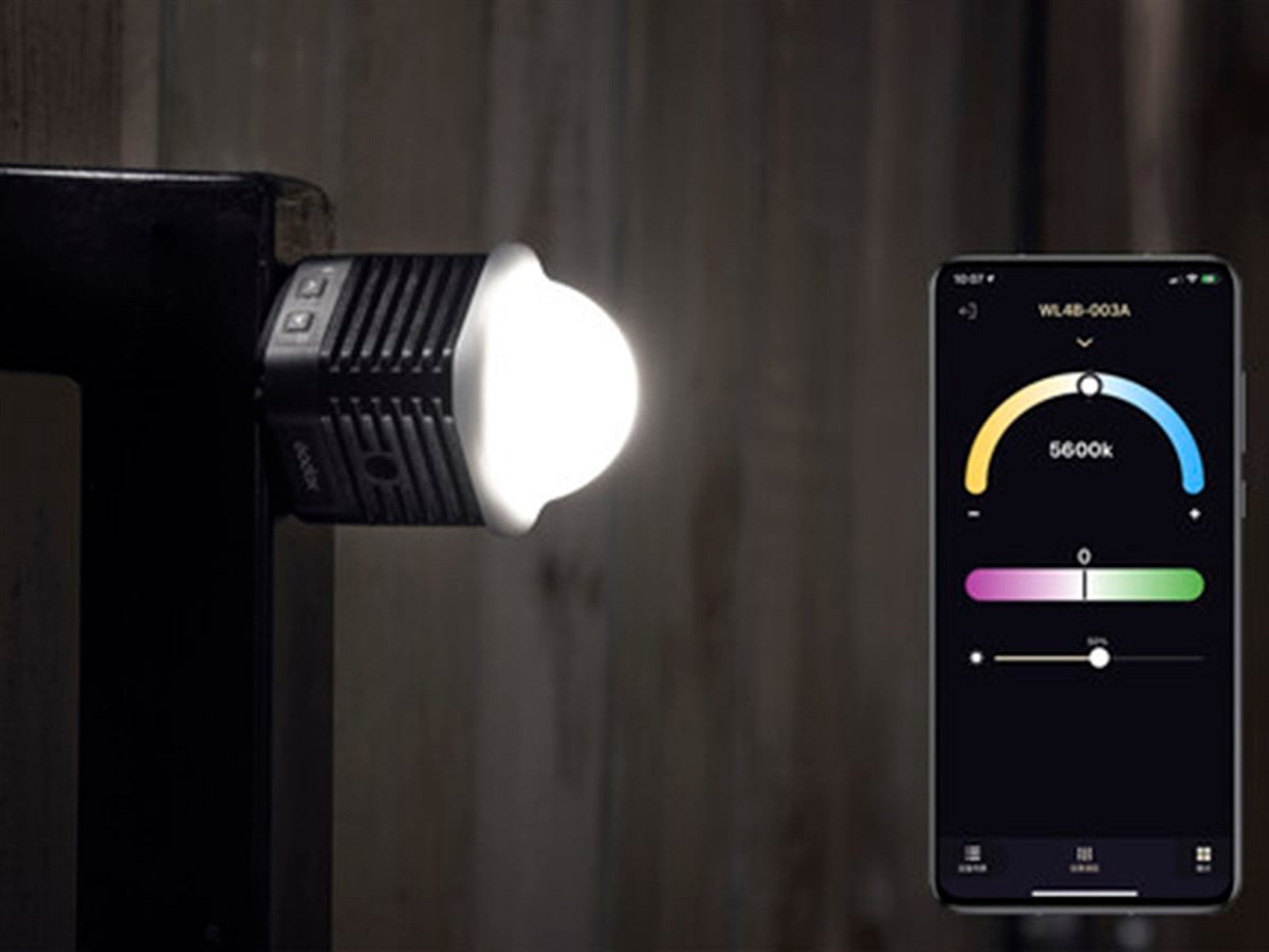 Godox WL4B Su Geçirmez LED Işık