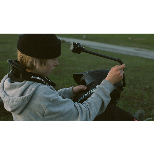 GoPro Boom + Yapışkan Bağlantı Parçaları