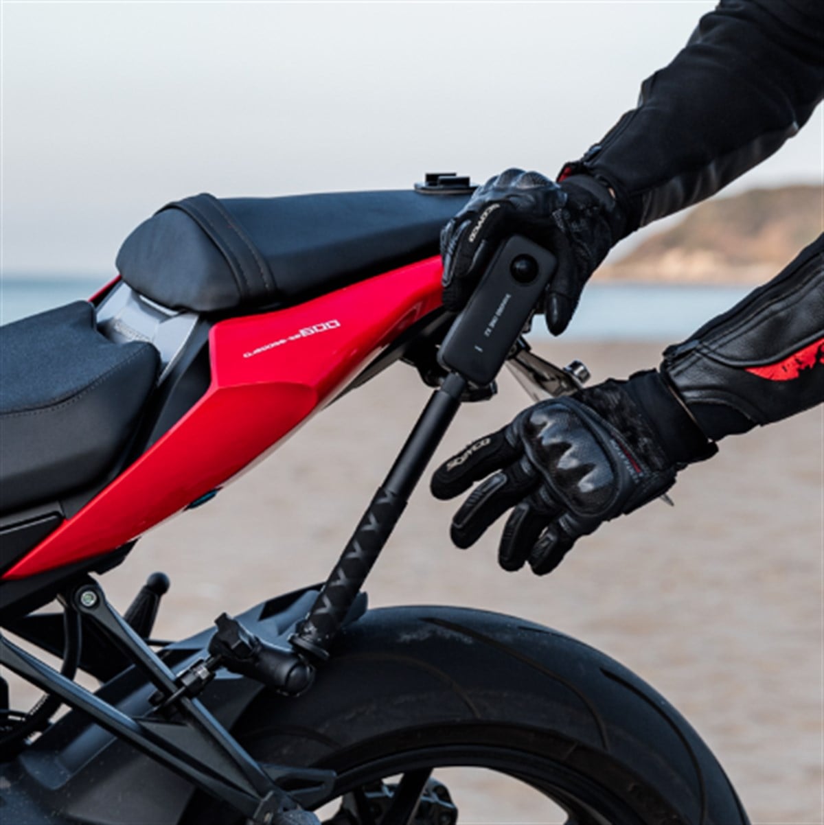 Insta360 Motorcycle U-Bolt Mount