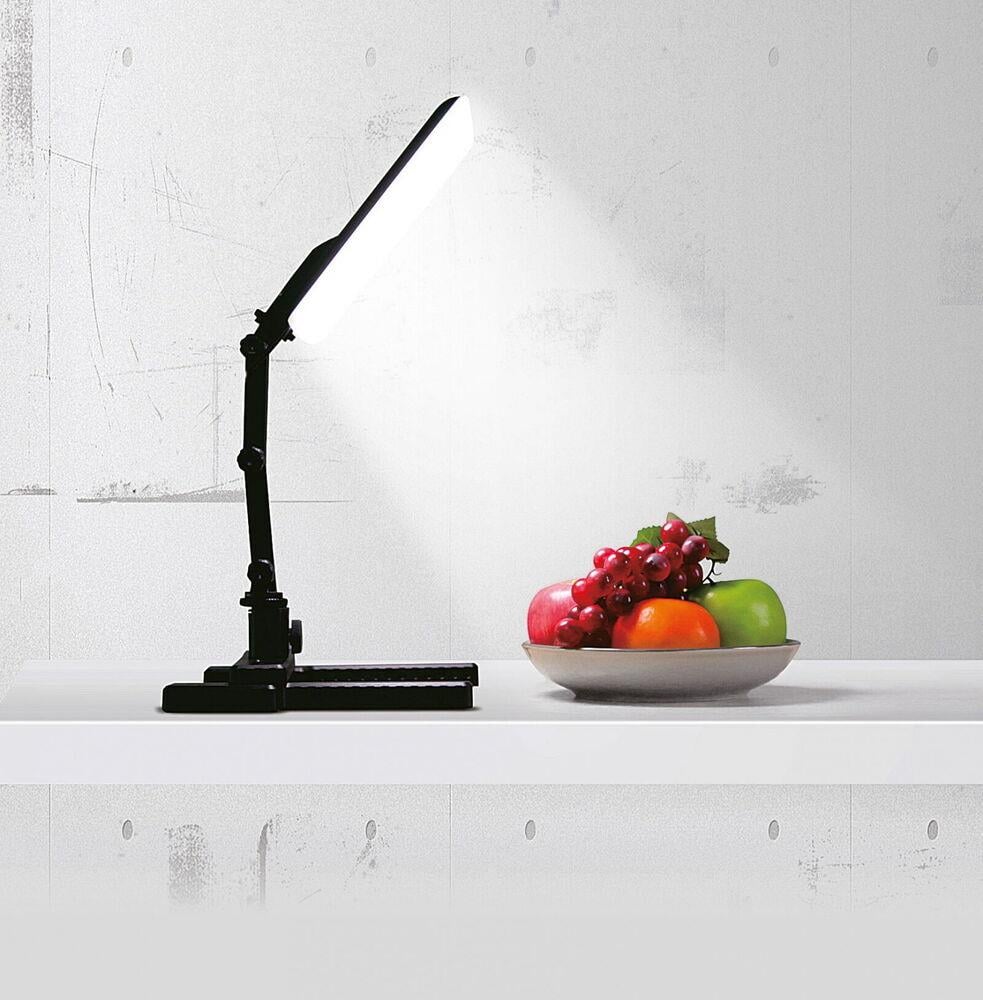 Kaiser LED Desktop Light (5850)