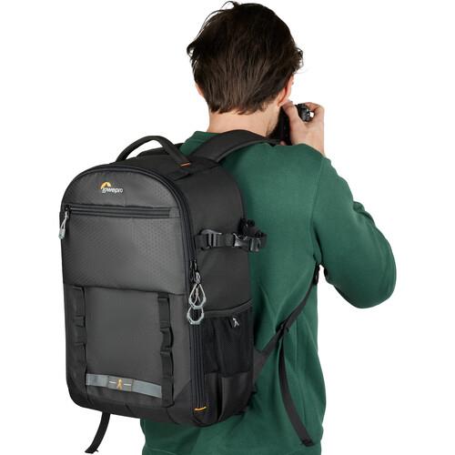 Lowepro Adventura BP 300 III Backpack Sırt Çantası (Siyah)