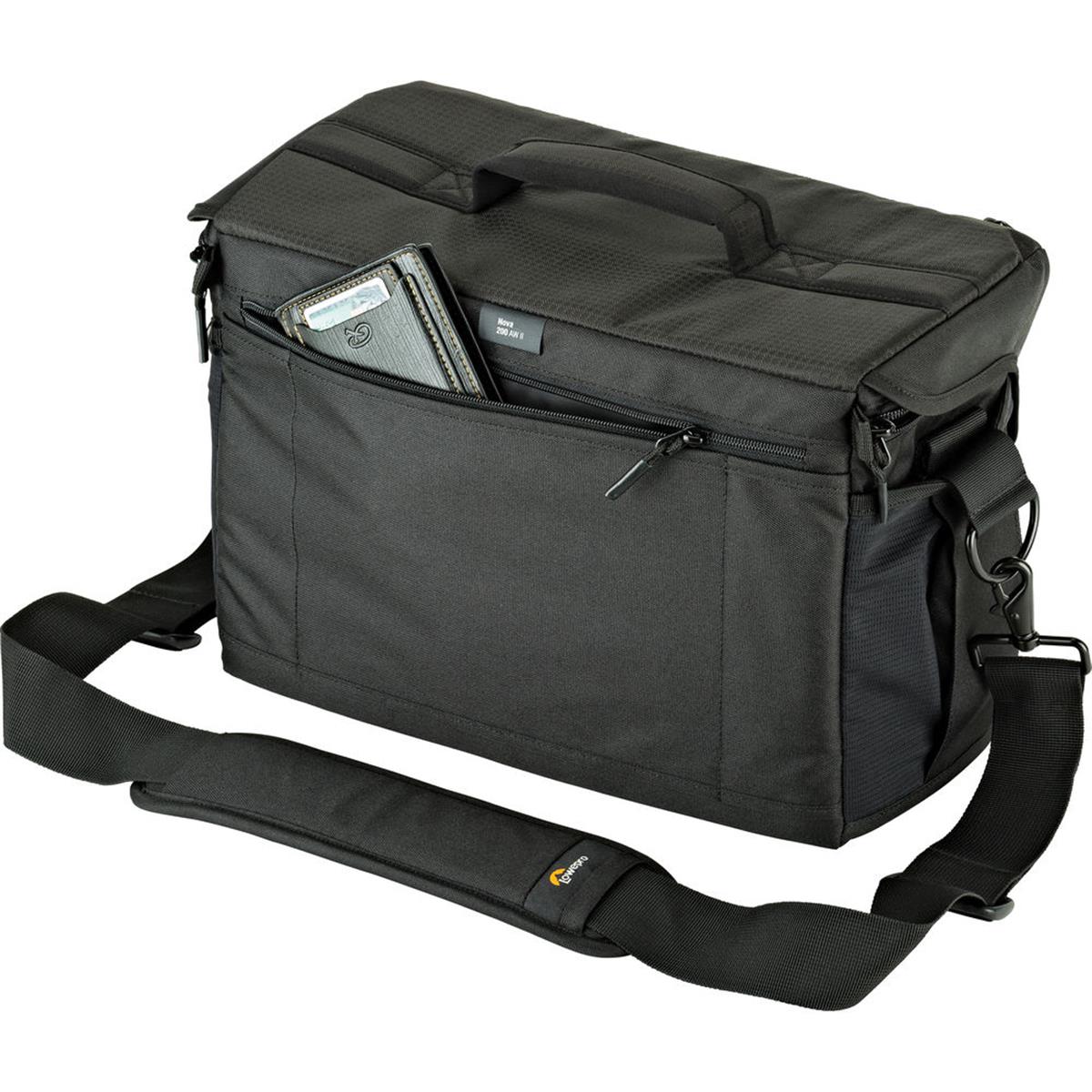 Lowepro Nova 200 AW II Kamera Omuz Çantası Siyah
