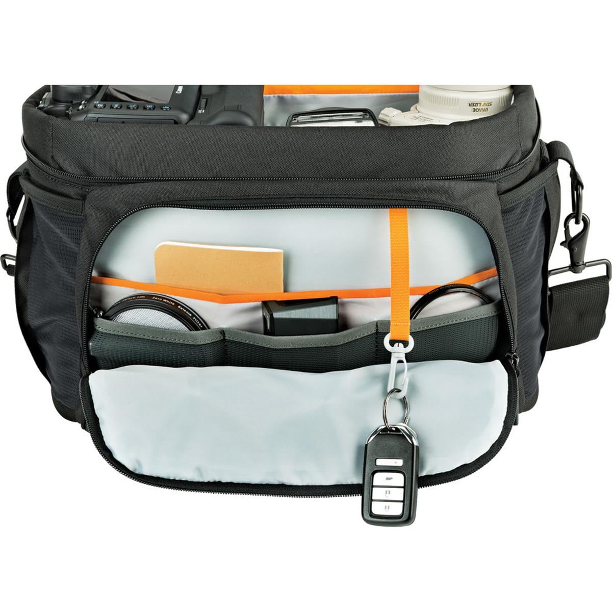 Lowepro Nova 200 AW II Kamera Omuz Çantası Siyah