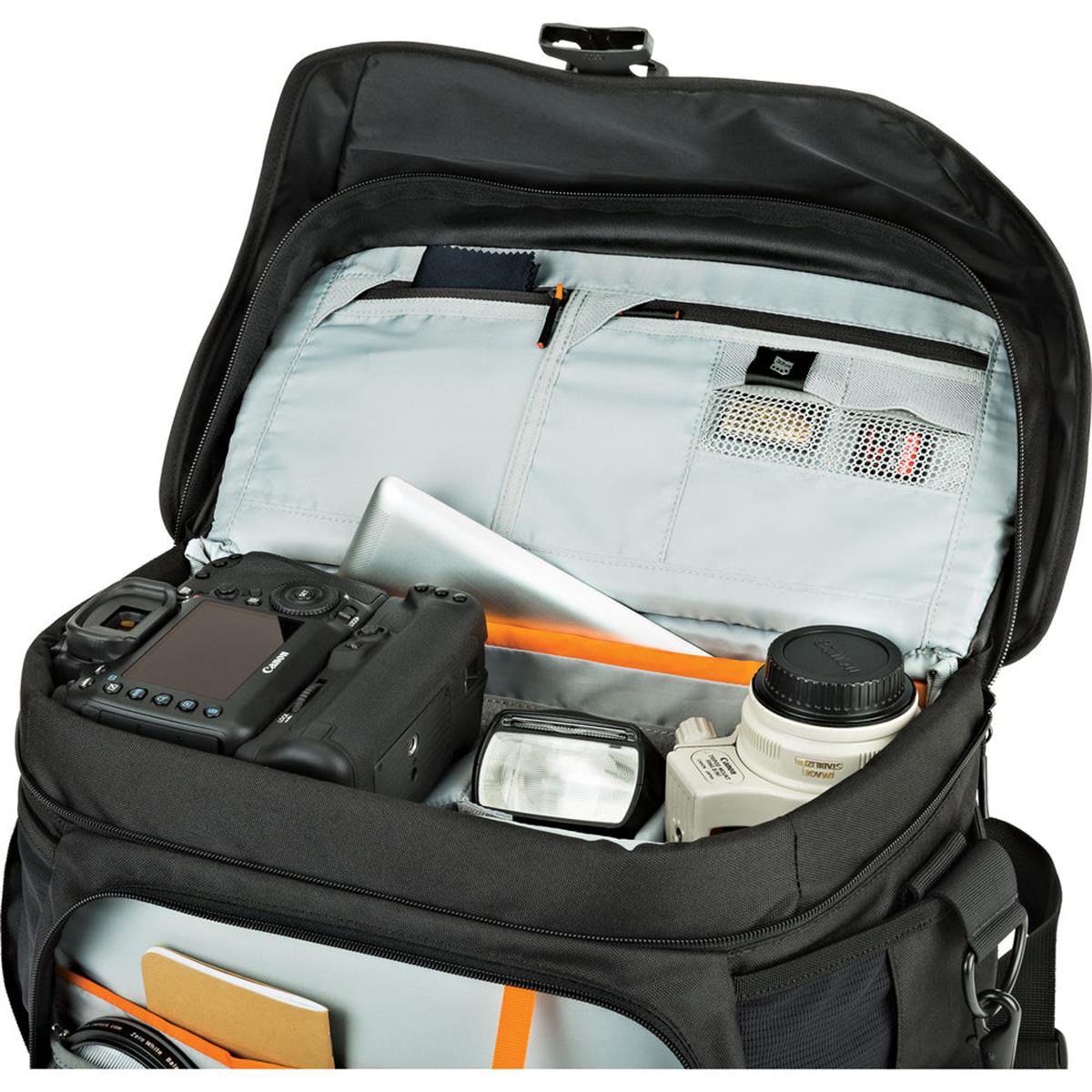 Lowepro Nova 200 AW II Kamera Omuz Çantası Siyah