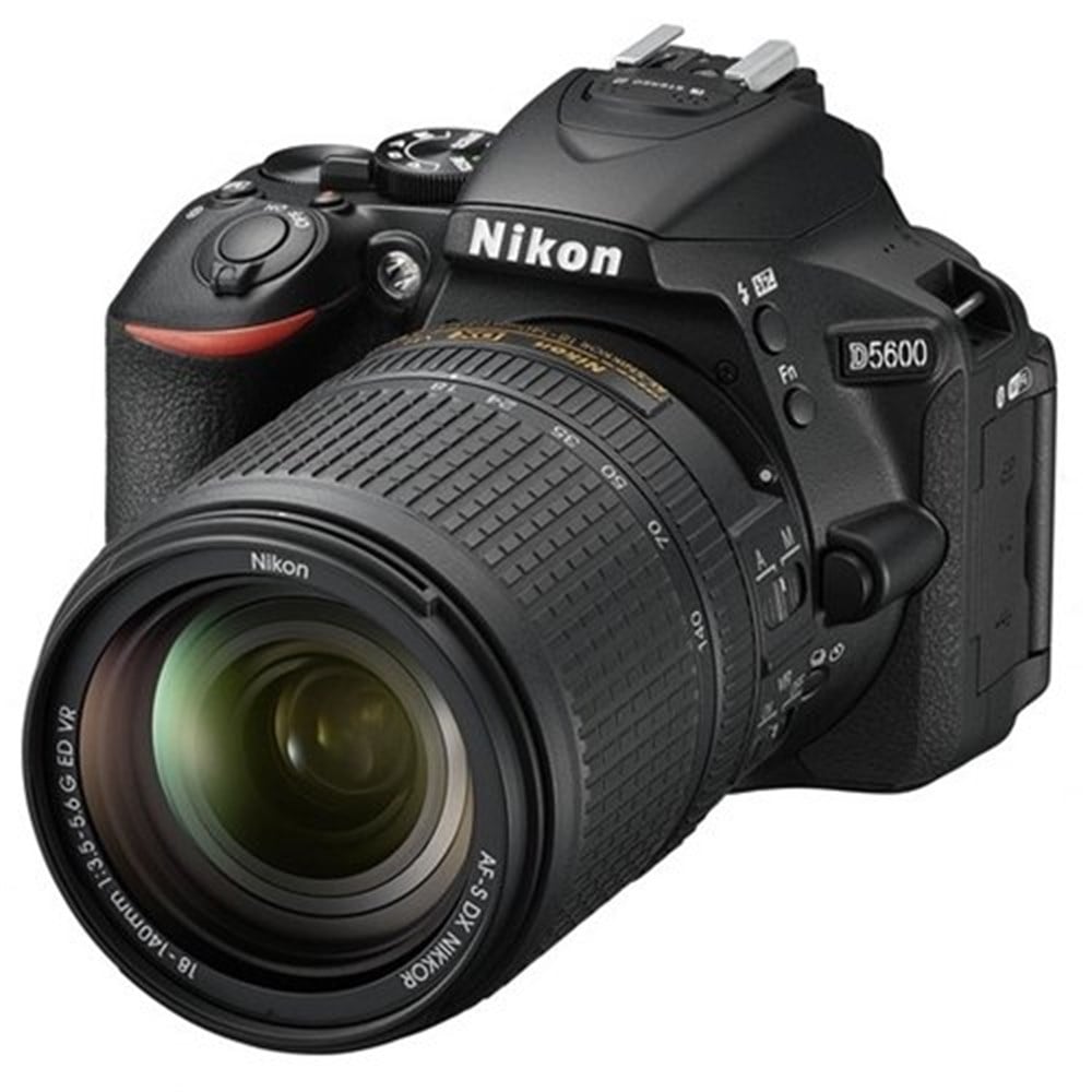 Nikon D5600 18-140mm VR Lens Kit