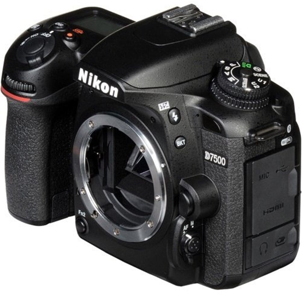 Nikon D7500 18-105mm VR Lens Kit