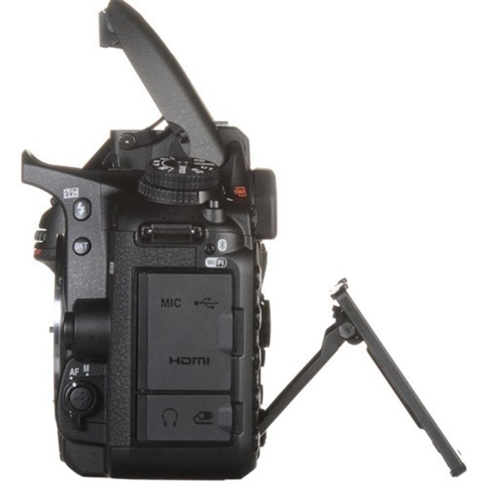 Nikon D7500 18-105mm VR Lens Kit