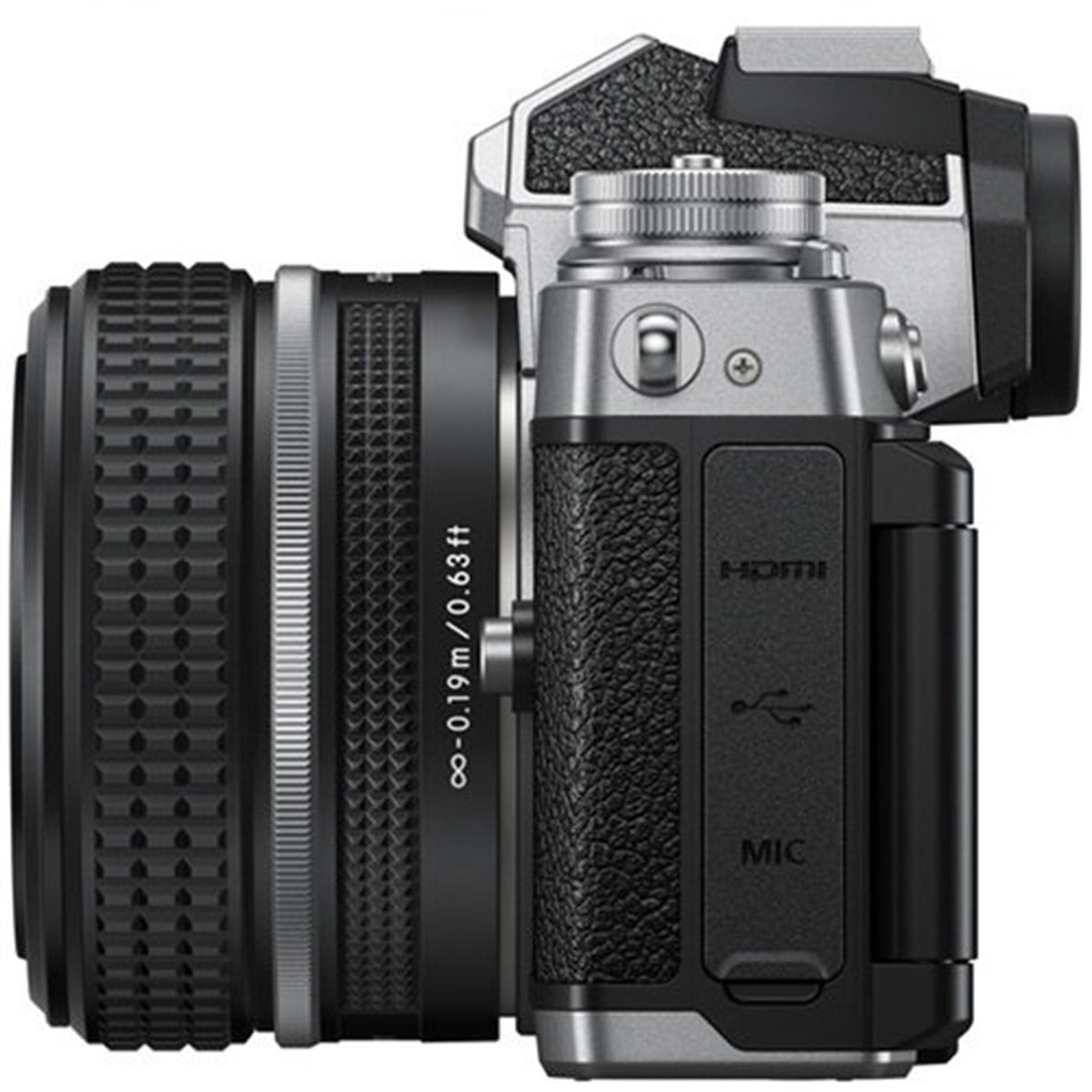 Nikon Z fc 28mm F/2.8 Lens Kit