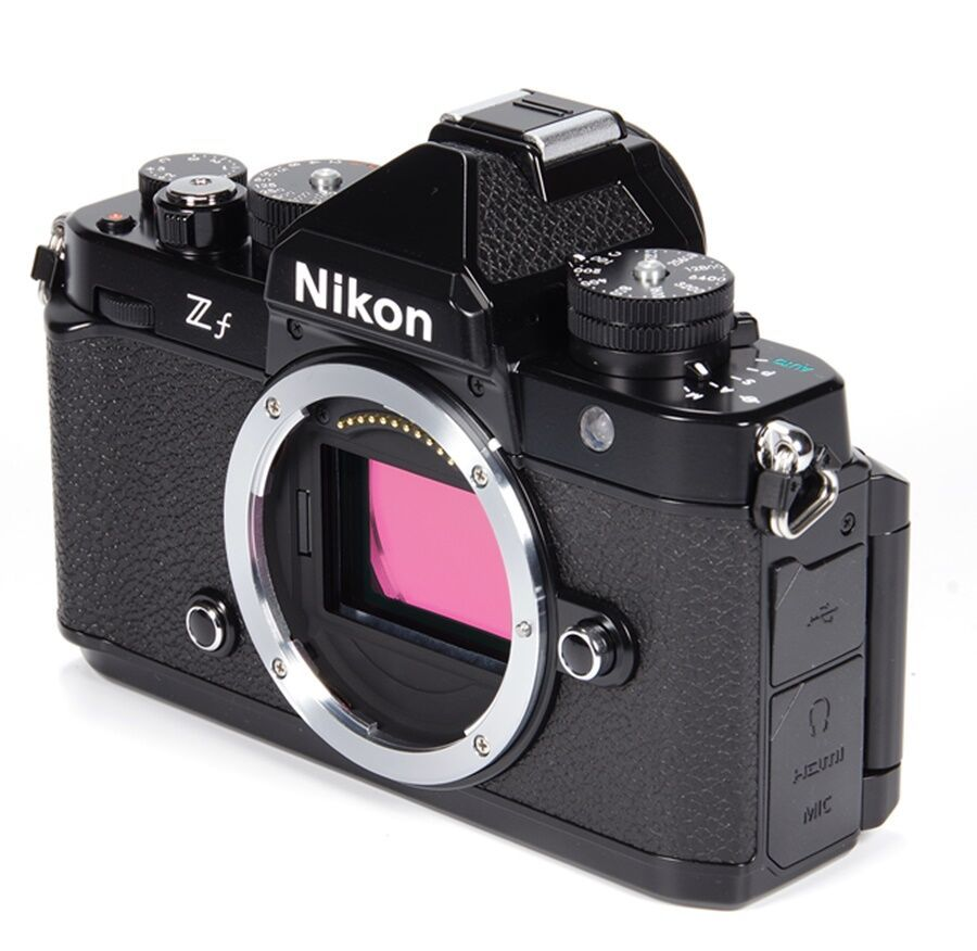 Nikon Zf Body Aynasız Fotoğraf Makinesi