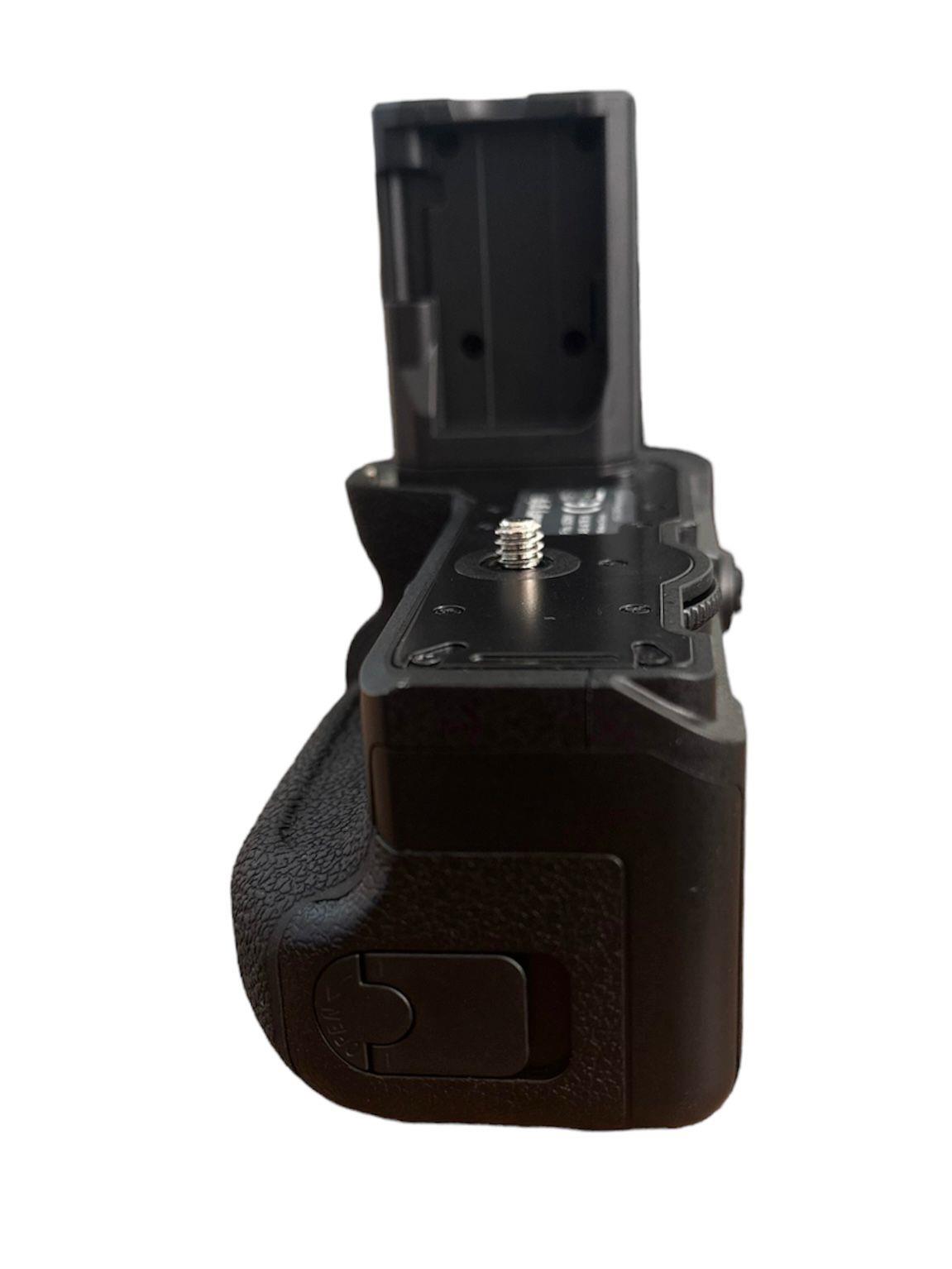 Pdx For Sony A9/A7R III Battery Grip