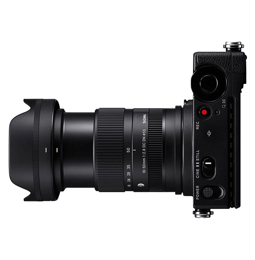 Sigma 18-50mm f/2.8 DC DN Contemporary Lens (Canon RF)