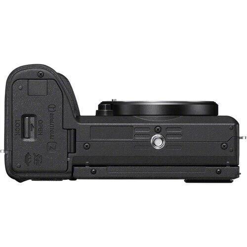 Sony α6600 (ILCE‑6600M/B) – Kit Şekilde (18‑135 mm)