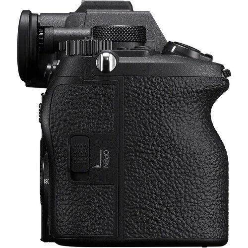 Sony A7R VI Body Aynasız Fotoğraf Makinesi