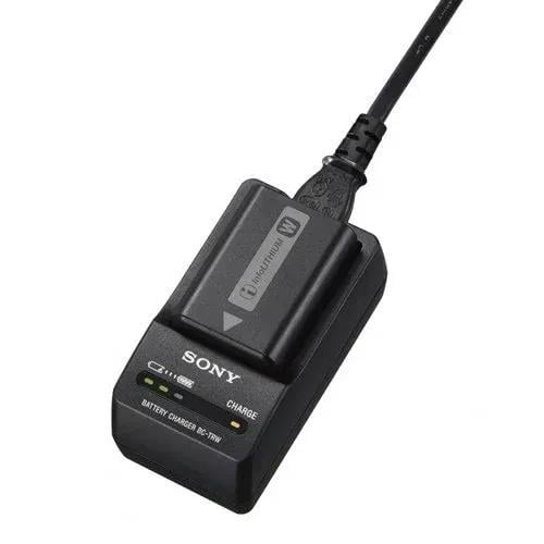 Sony ACCTRW Seyahat Şarj Kiti (NP-FW50 Batarya + Şarj Cihazı)