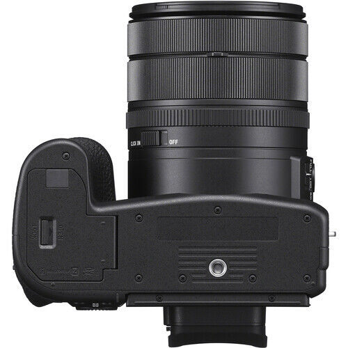 Sony RX10 V Kompakt Fotoğraf Makinesi