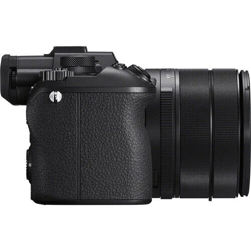 Sony RX10 V Kompakt Fotoğraf Makinesi