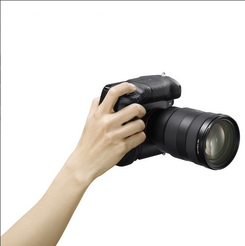 Sony VG-C4EM Battery Grip
