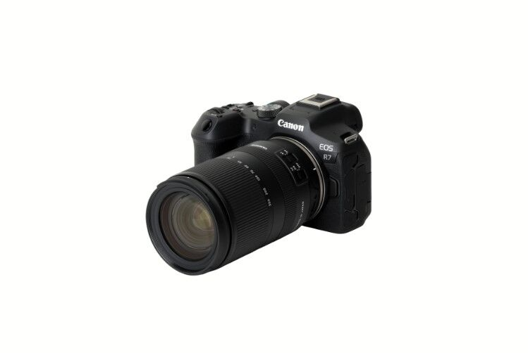 Tamron 18-300mm F/3.5-6.3 DI III Canon RF Mount Zoom Lens