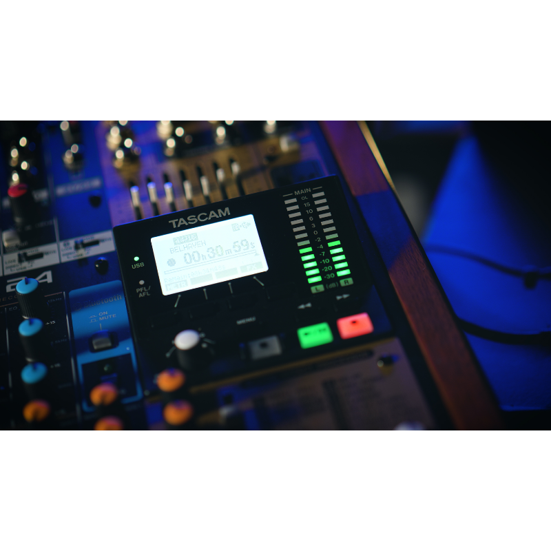 Tascam Model 24 22 Kanal Analog Mikser 24 Kanal Digital Kayıt Özellikli Mikser