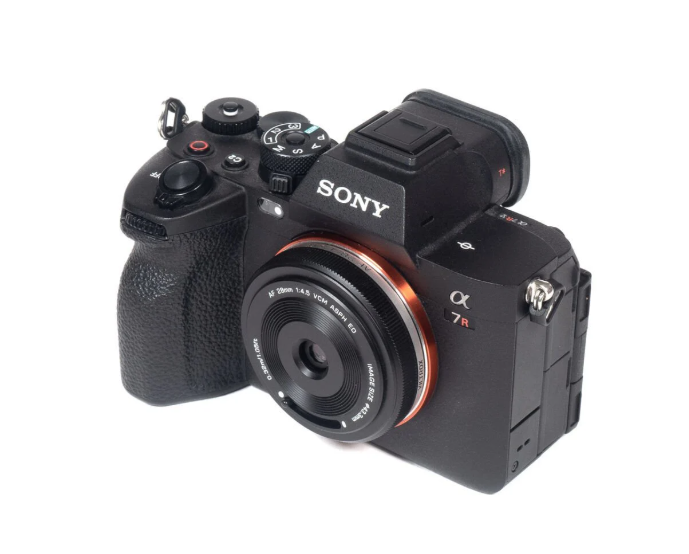 Viltrox AF 28mm F4.5 Full Frame Lens For Sony E-Mount