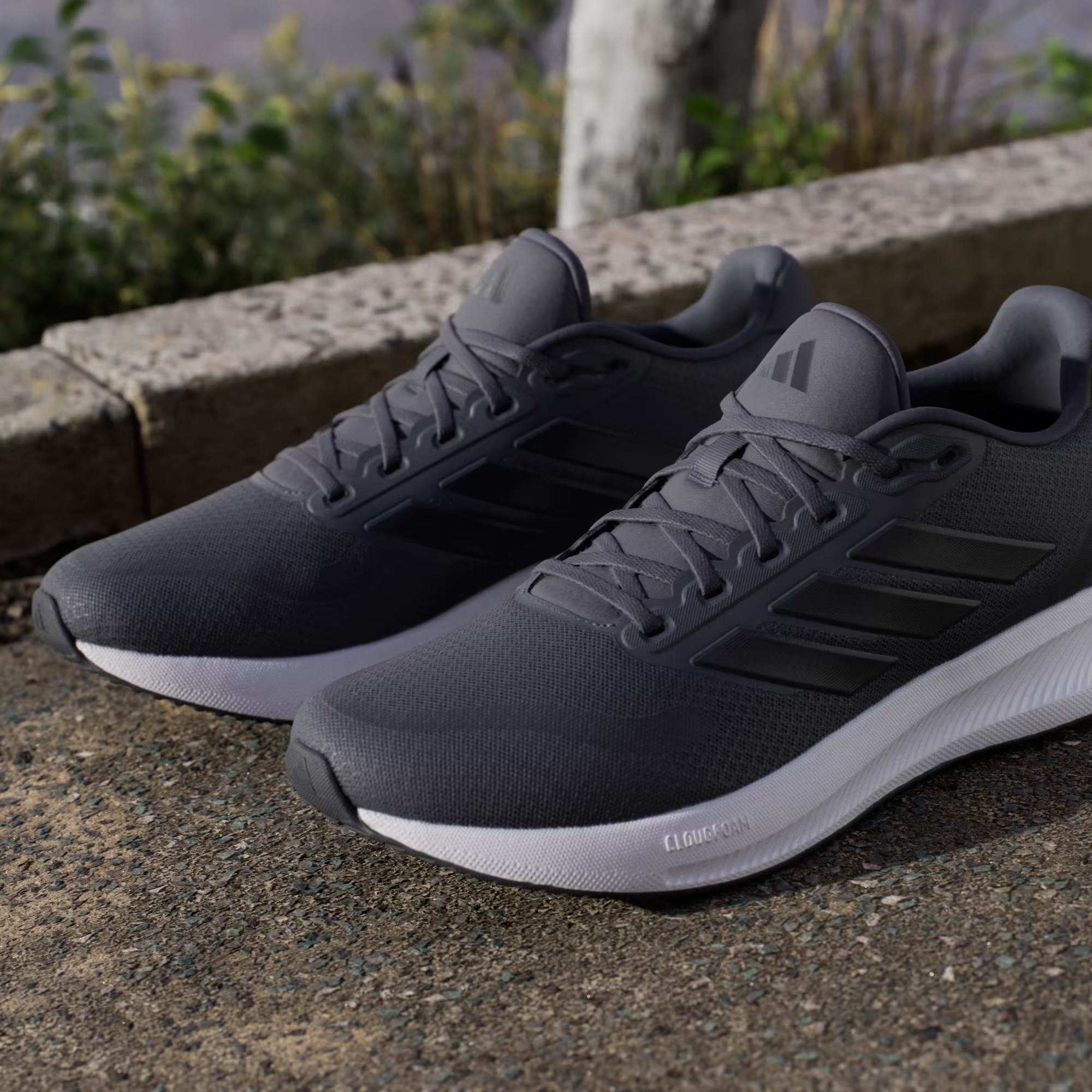 Adidas IE8819 Runfalcon 5 Erkek Koşu Ayakkabısı