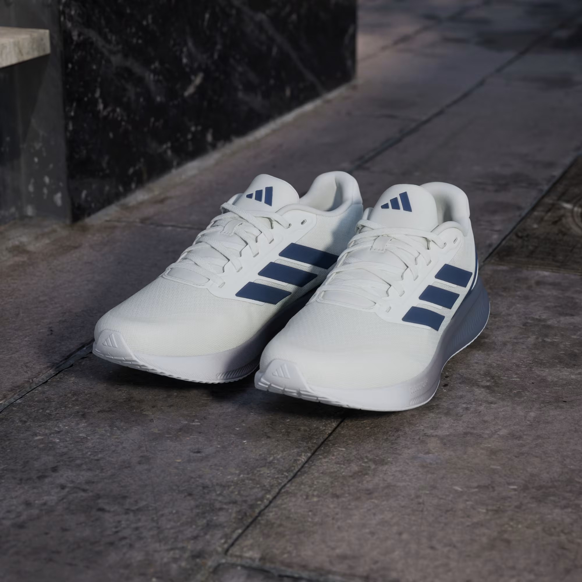 Adidas JQ6977 Runfalcon 5 Erkek Koşu Ayakkabısı