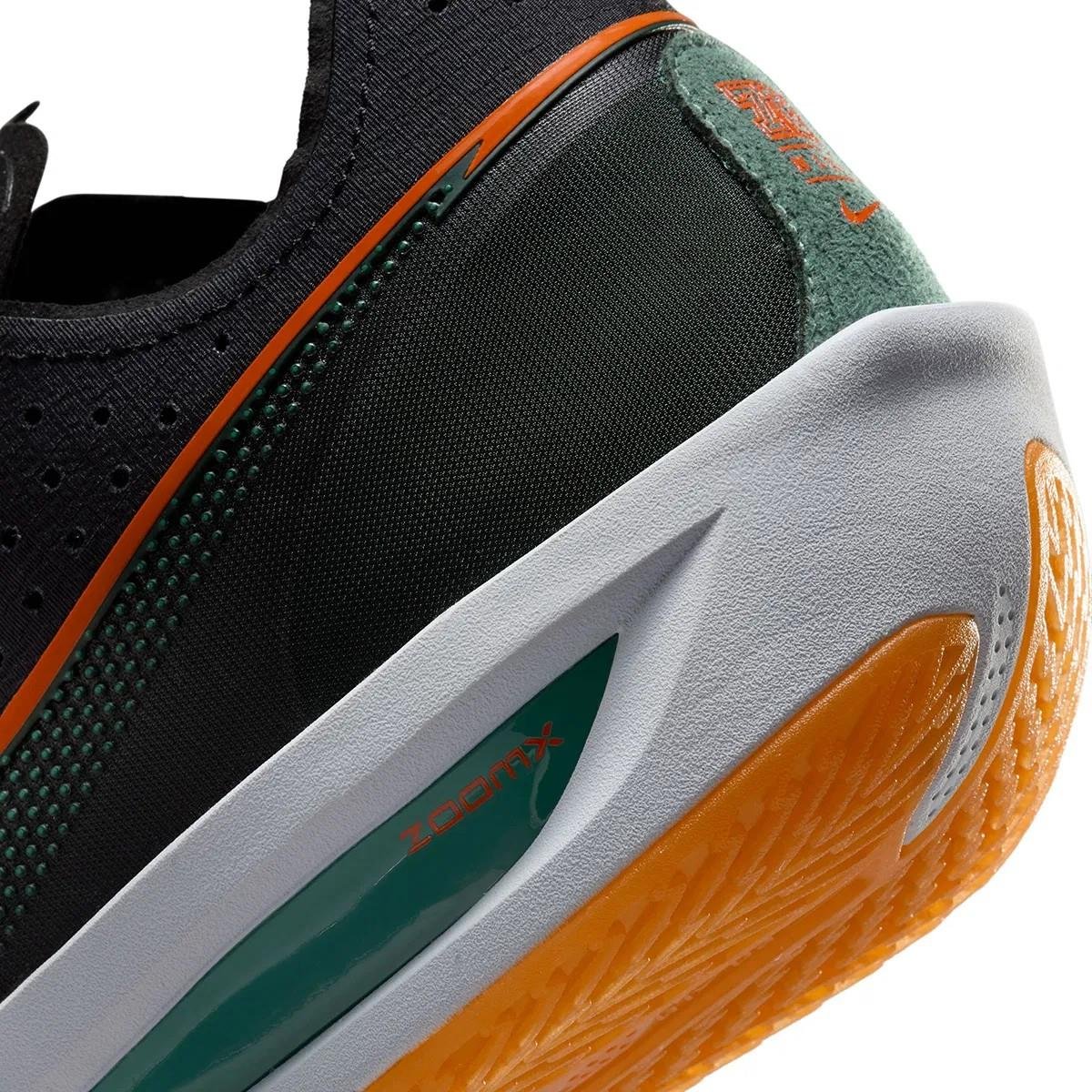 Nike DV2913-001 G.T. Cut 3 Erkek Basketbol Ayakkabısı