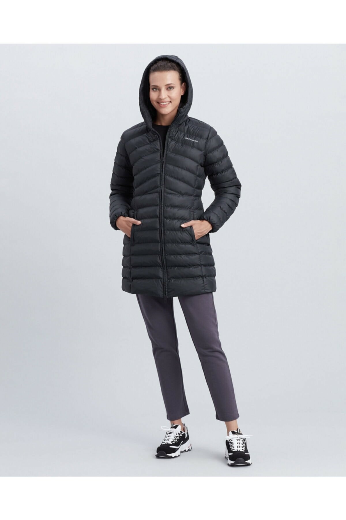 Skechers S212005-001 W Essentil Maxi Lenght Hooded Jacket Kadın Mont