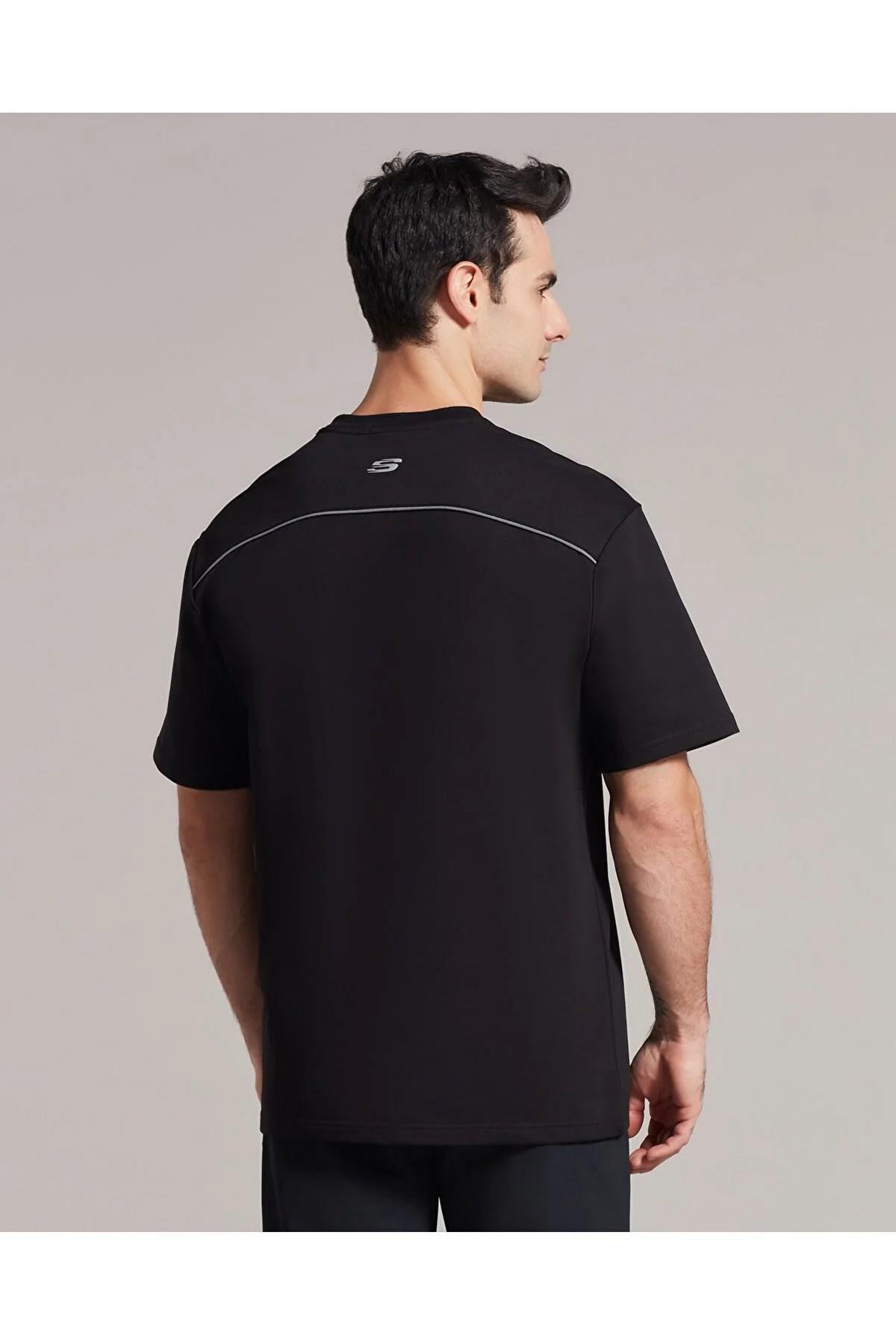Skechers S231094-001 M Graphic Tee Reflect Logo Oversize Erkek Spor Tişört