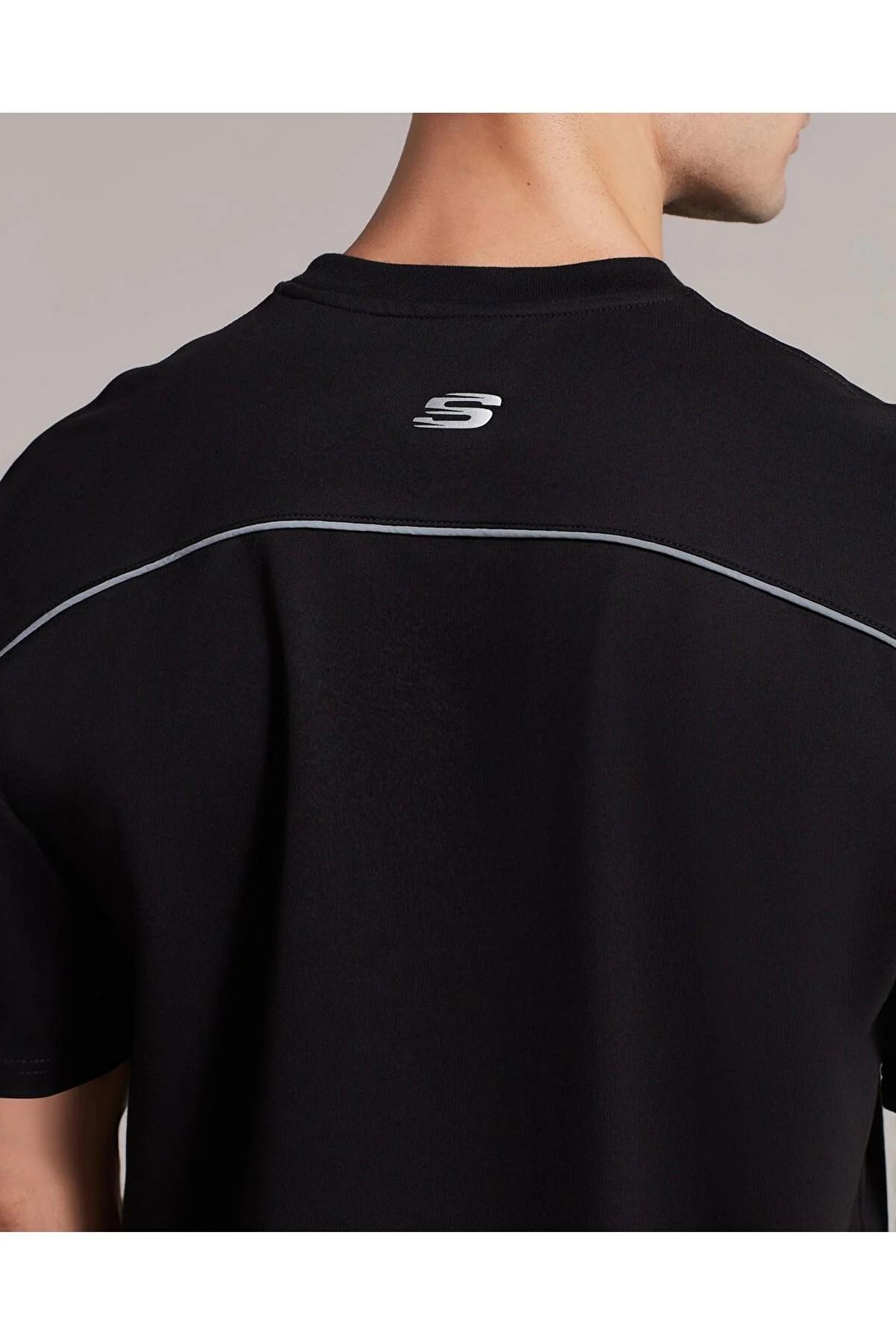 Skechers S231094-001 M Graphic Tee Reflect Logo Oversize Erkek Spor Tişört