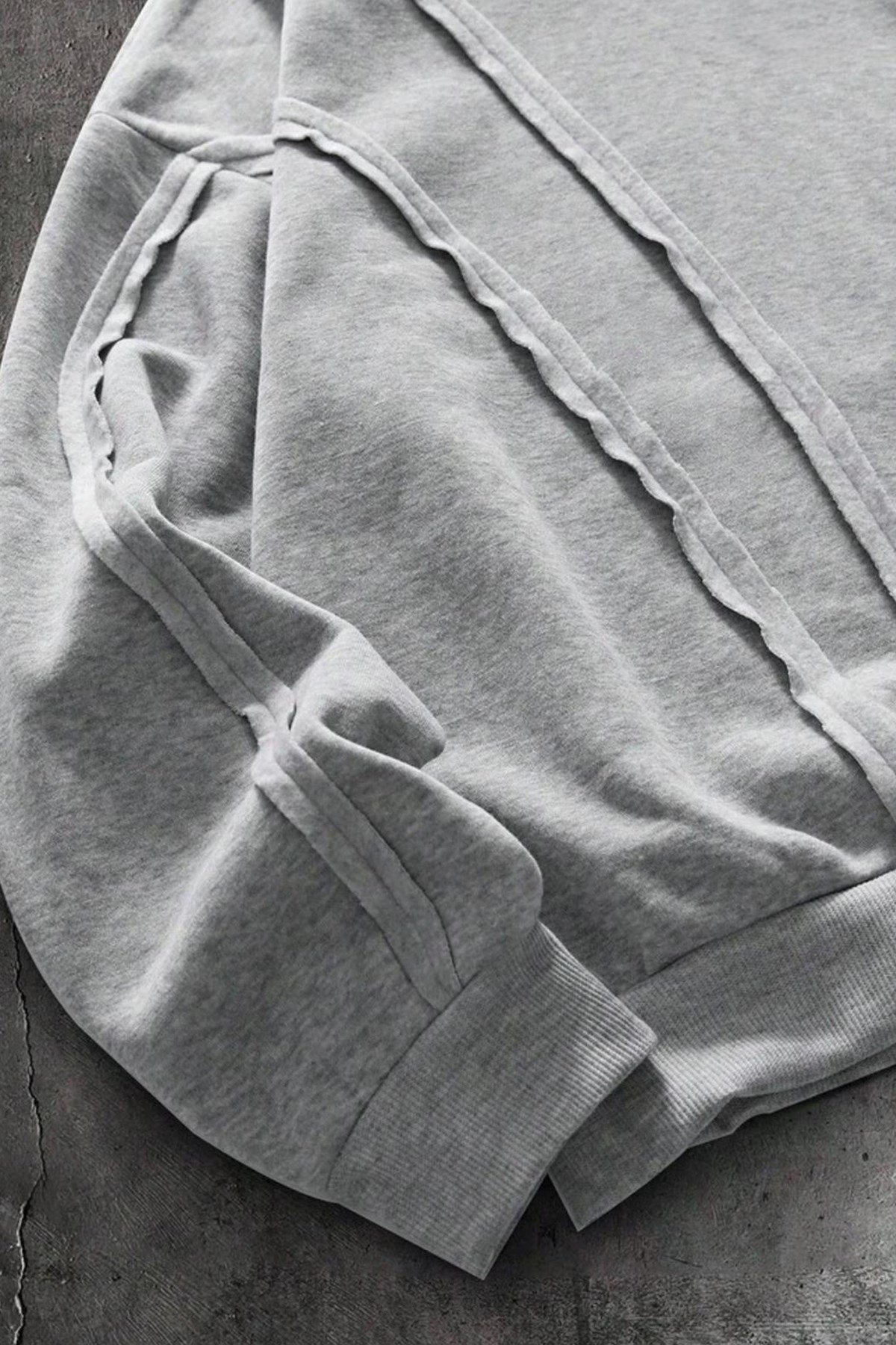 Kavisli Gri Oversize Sweatshirt - www.northlondon.com.tr