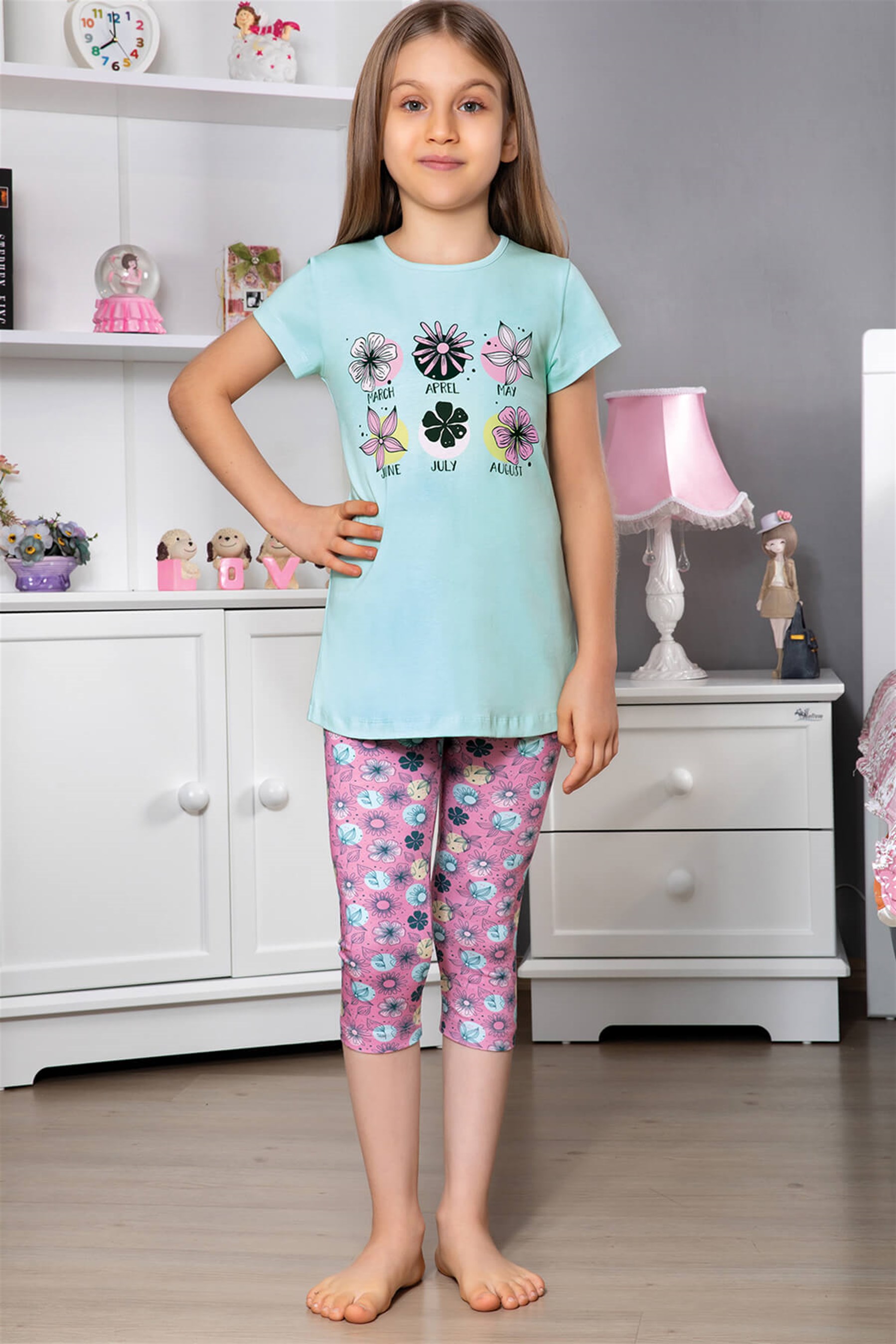 9116 Baykar Kız Çocuk Tunık Takım