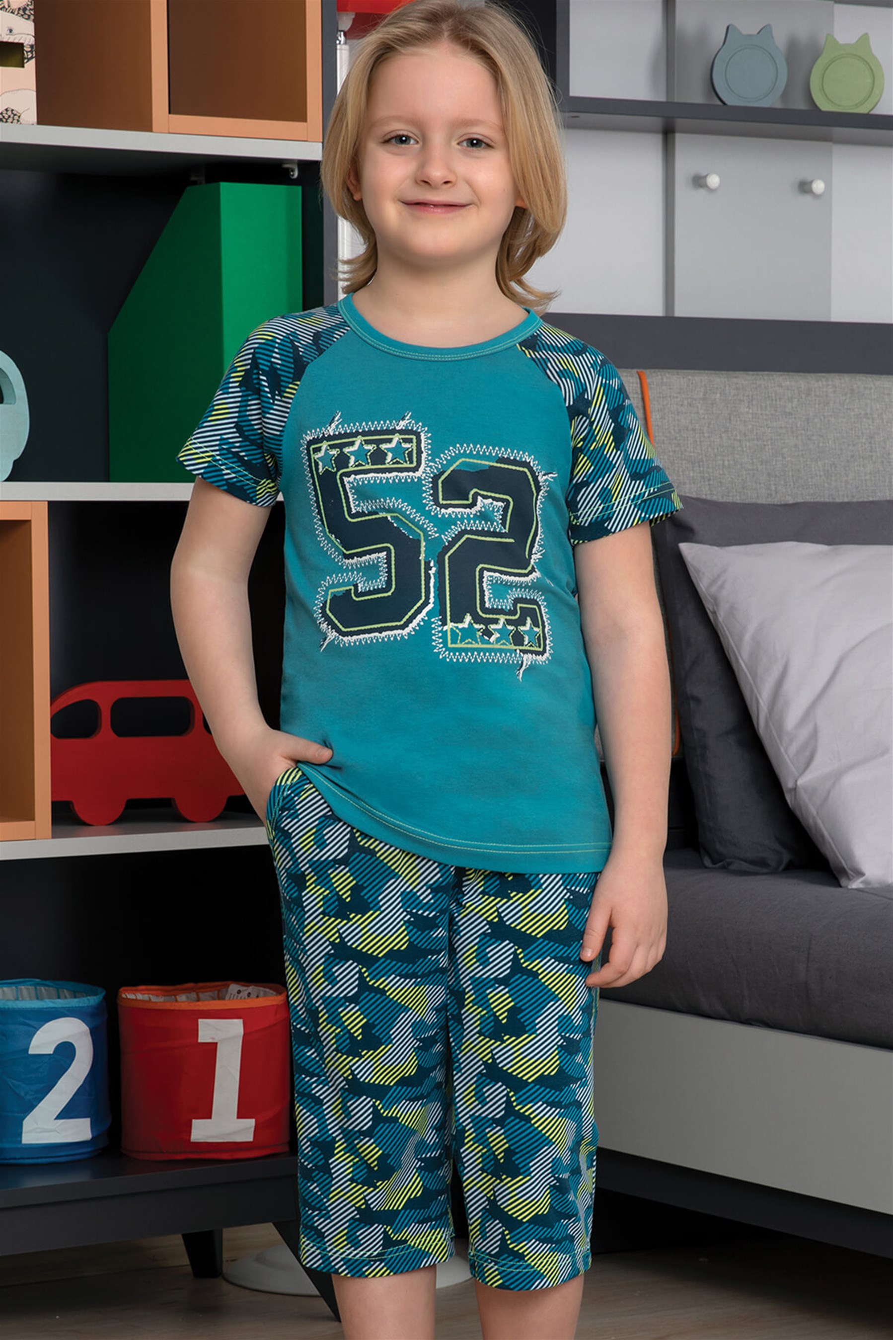 9766 Baykar Erkek Çocuk Kapri Takımı