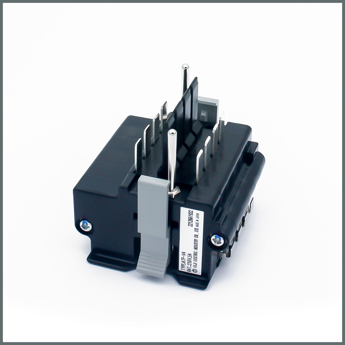 A Type Test Plug, Voltage (4Pole) Power source contact prevention