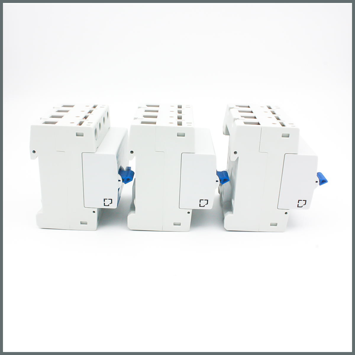 Doepke Ev'de Elektrikli Araç  Şarj Edenler İçin Kaçak Akım Koruma Seti 4