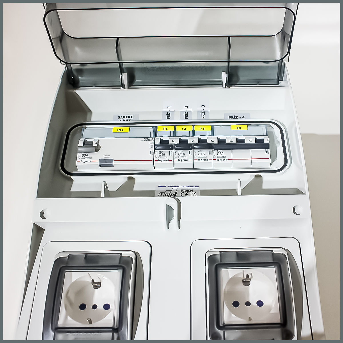 IP66 Kombinasyon Panosu 3 ad. Schuko Priz 3x16A 1 ad. 5x32A Priz