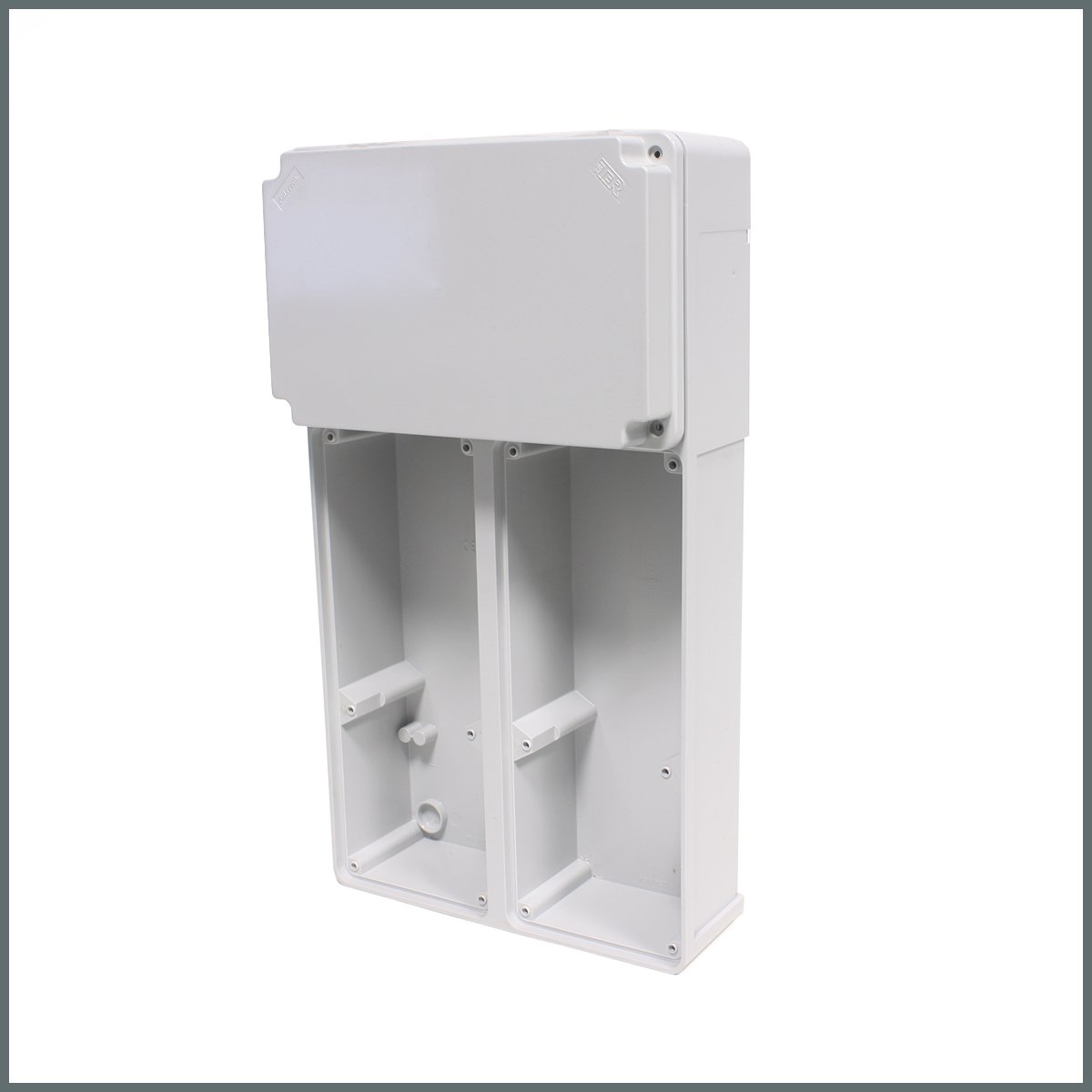 Kilitli Prizler (Dikey)Palazzoli TopTER Dağıtım Panosu (IP55) Opak 2 priz için