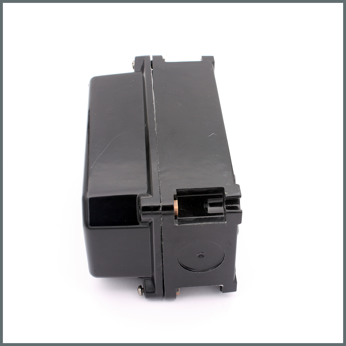 Konum GöstergeleriPalazzoli TAIS-EX Serisi BUAT (IP66) GRP 185x92x100 mm. Yüksek Kapak