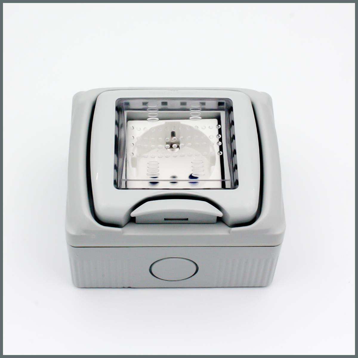 Palazzoli IP55 Su Geçirmez Sıva Üstü Dış ortam topraklı Priz