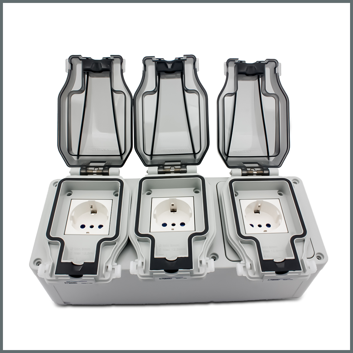 Palazzoli Su Geçirmez IP55 Sıva Üstü 3lü Dış Ortam Topraklı Priz