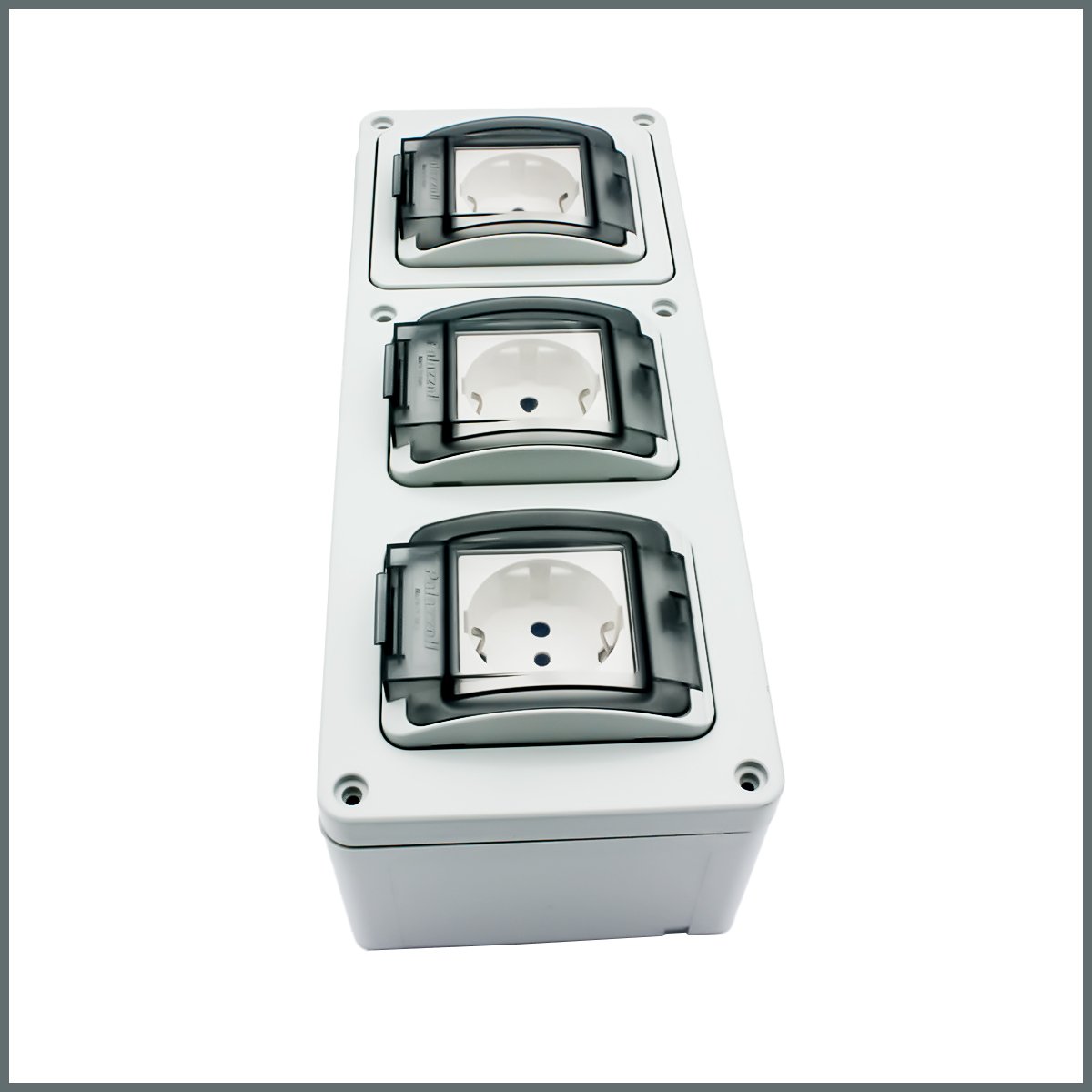 Palazzoli Su Geçirmez IP55 Sıva Üstü 3lü Dış Ortam Topraklı Priz