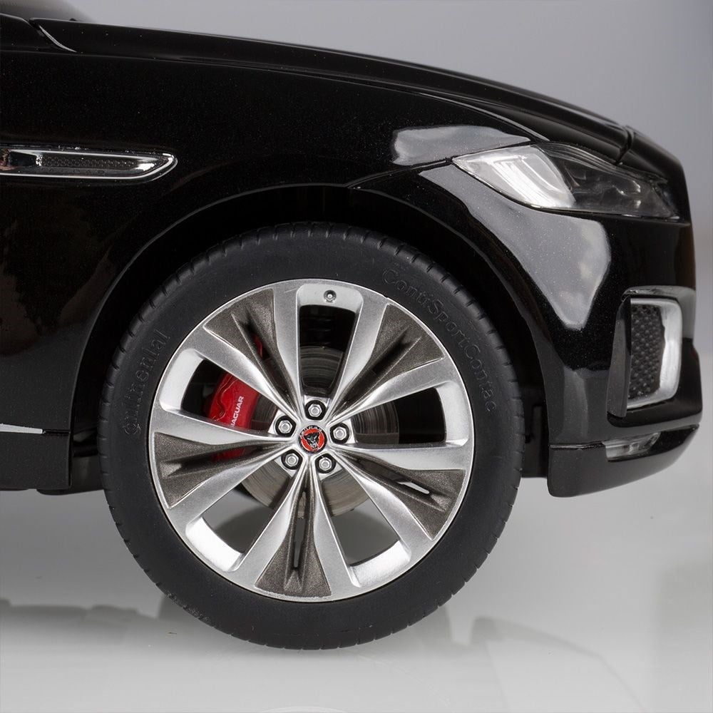 JAGUAR F-PACE MODEL ARAÇ