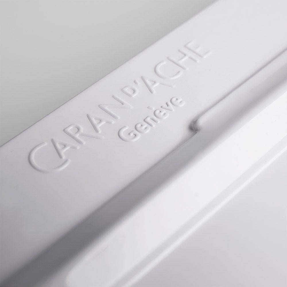 LAND ROVER CARAN D'ACHE KALEM