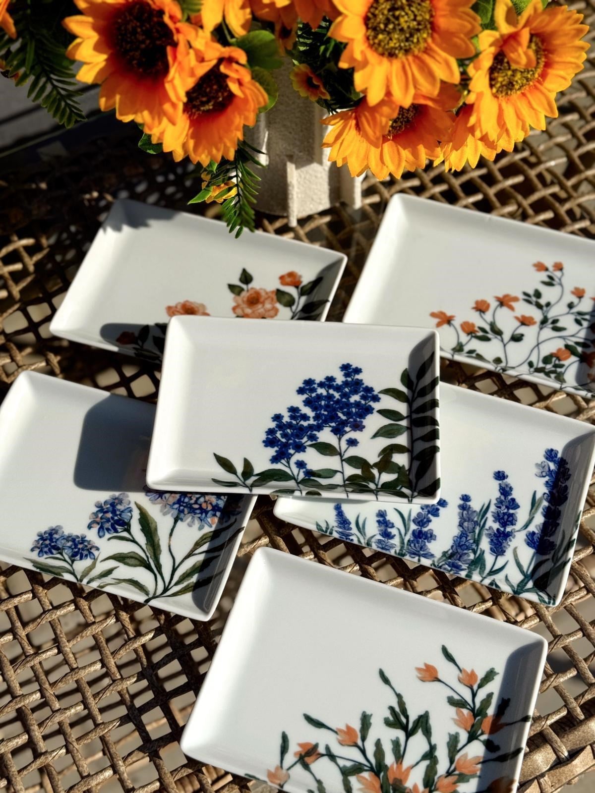 Porland Flower Garden 6 Kişilik Kare Pasta Tabağı 18x13CM 04PPO000225